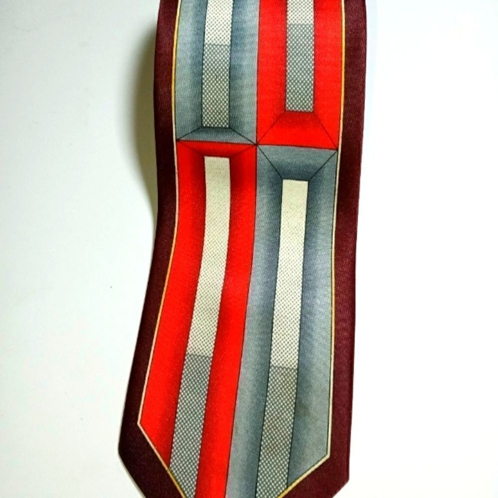 Uomo Venetto Italy Mode Silk Tie-3.75' Width